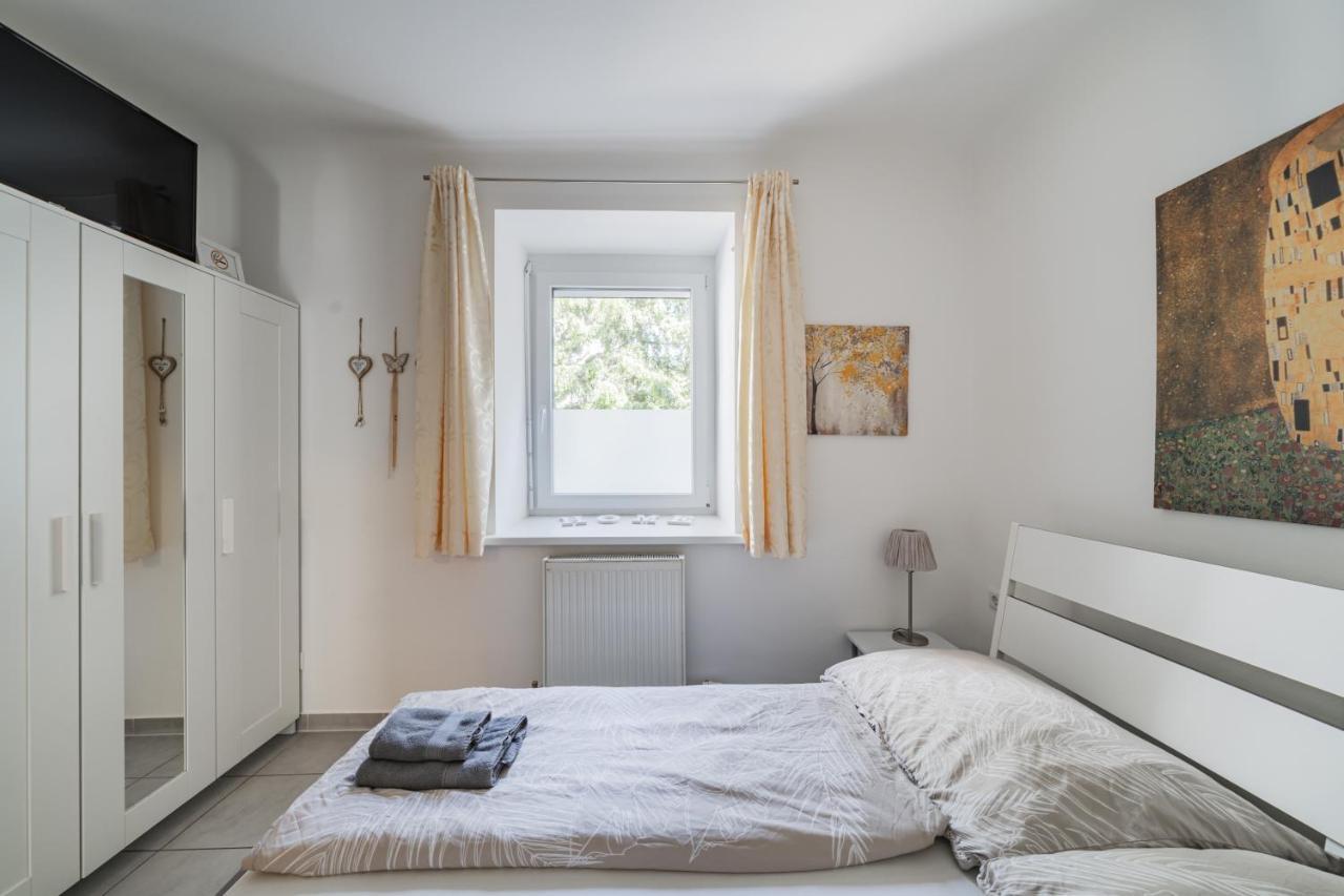 Modernes Appartement Nahe U-Bahn Und Schoenbrunn Wien Exterior foto