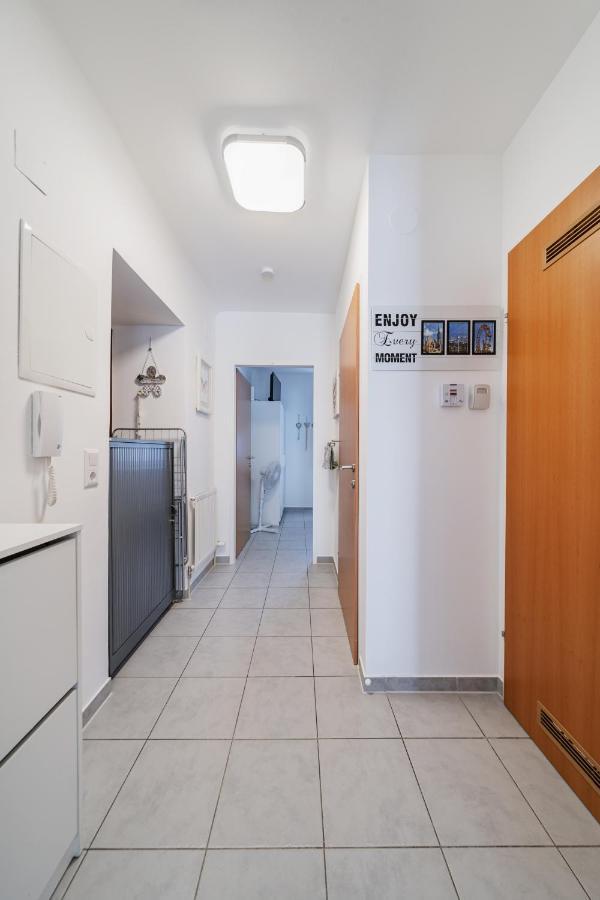 Modernes Appartement Nahe U-Bahn Und Schoenbrunn Wien Exterior foto
